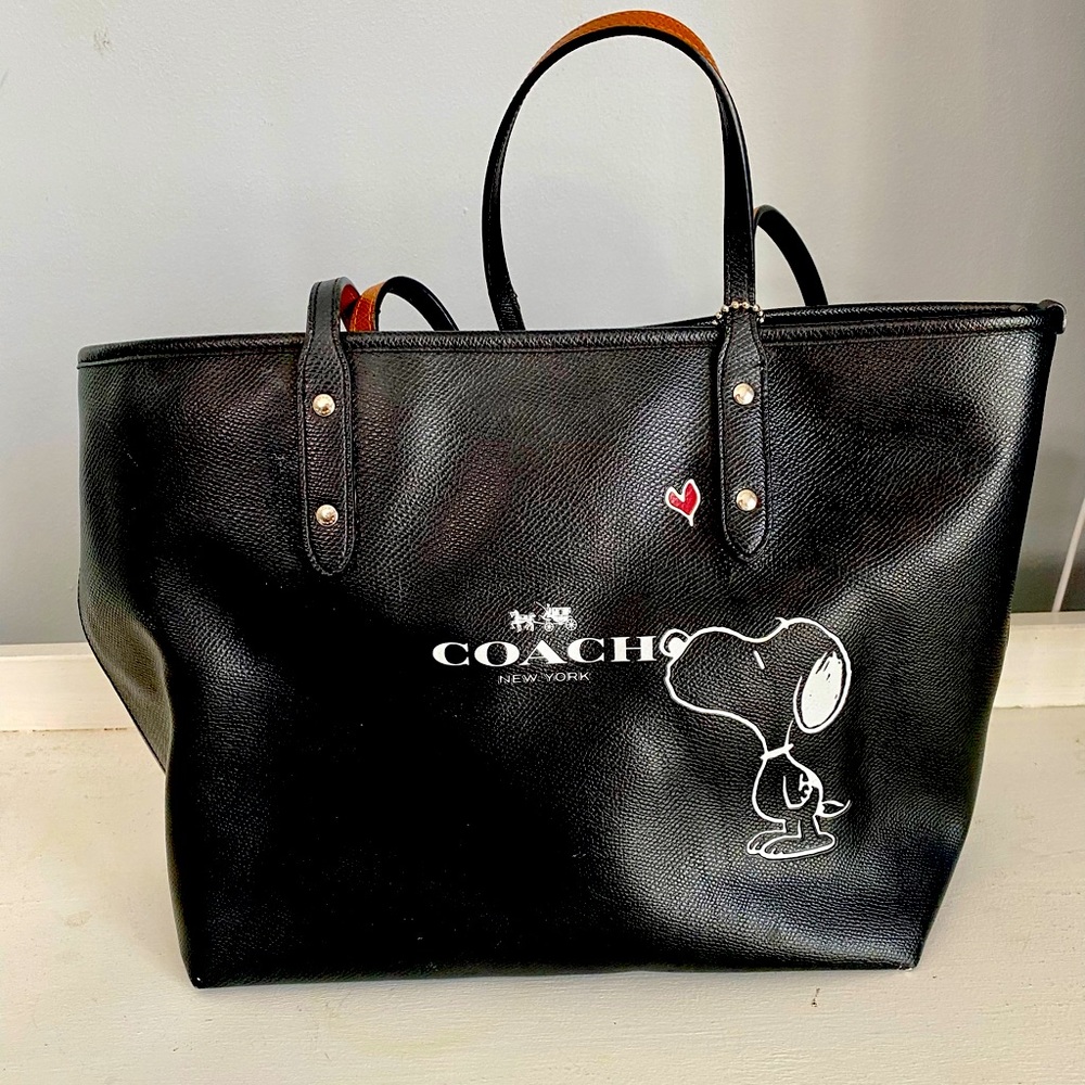 Coach X Peanuts Snoopy Kiss Black Leather City Tote & Matching Wristlet Wallet